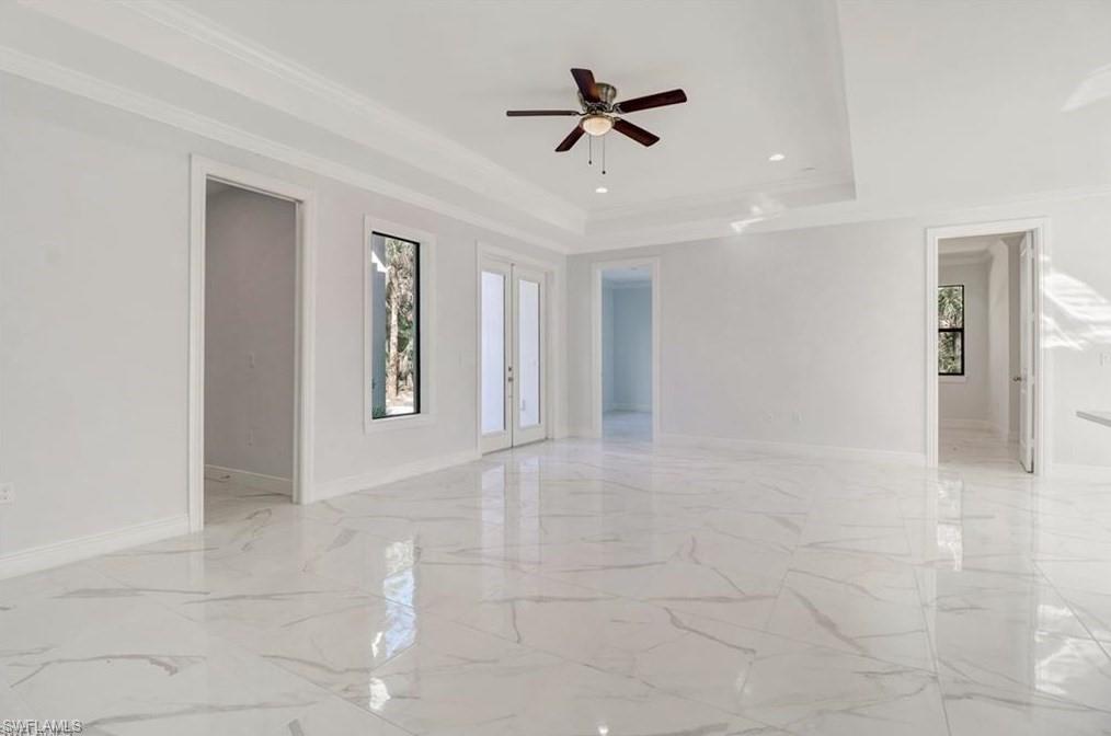 GOLDEN GATE ESTATES - Residential