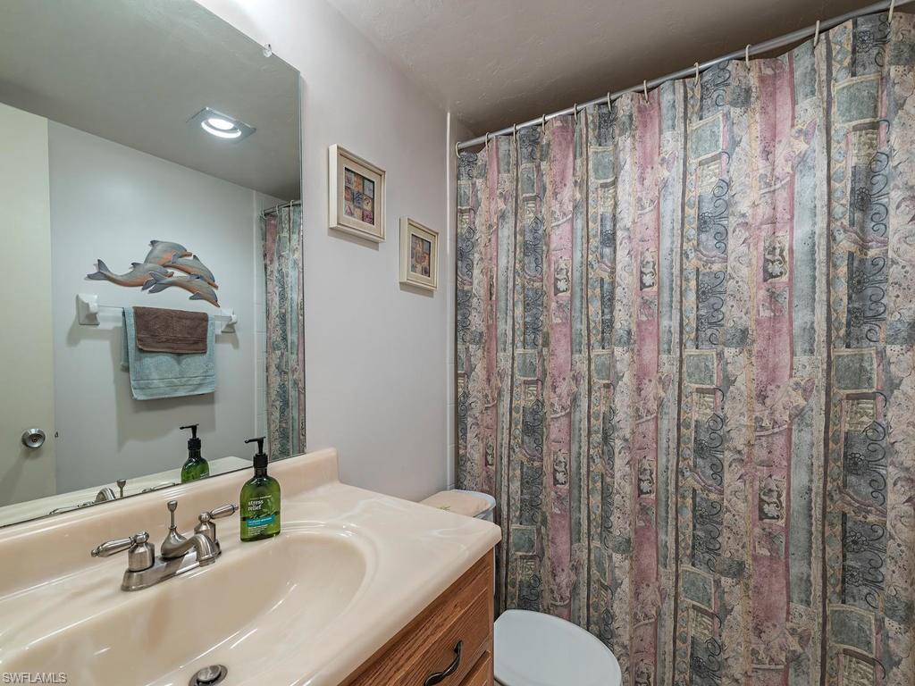 FOUNTAINS IV - Residential