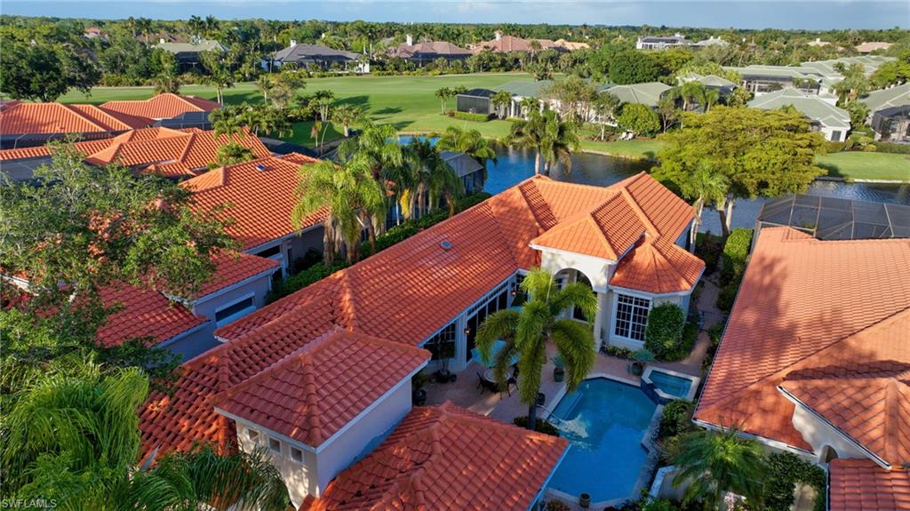 MIRA LAGO - Residential