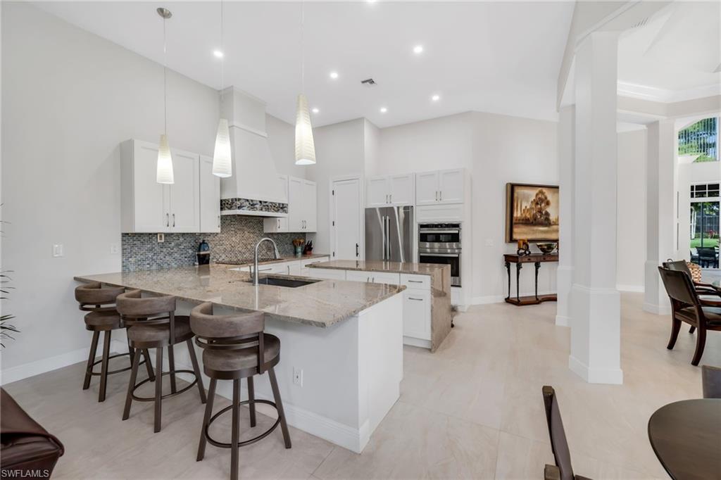 MIRA LAGO - Residential