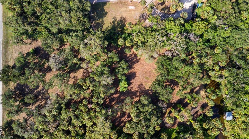 MACKABOY FARMS - Land