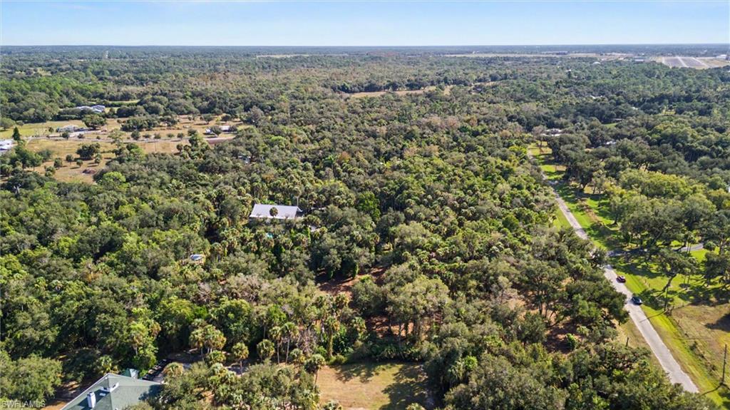 MACKABOY FARMS - Land