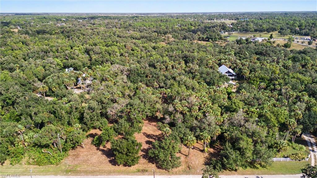 MACKABOY FARMS - Land