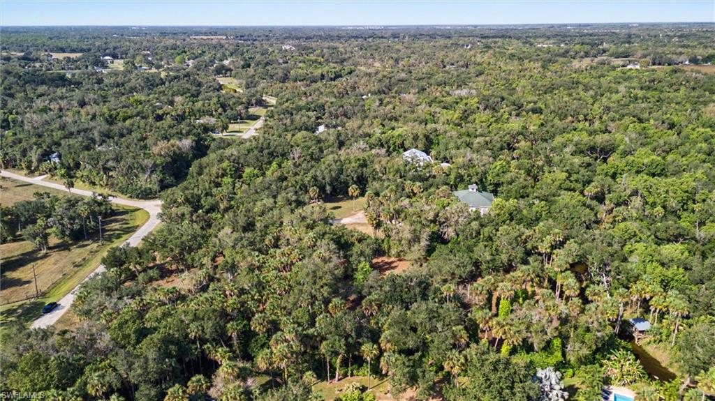 MACKABOY FARMS - Land