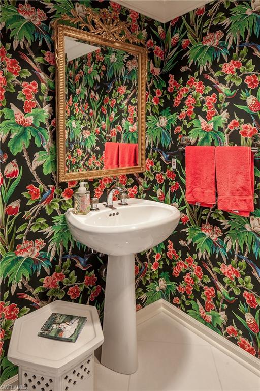 BRIGHTON AT BAY COLONY - Residential