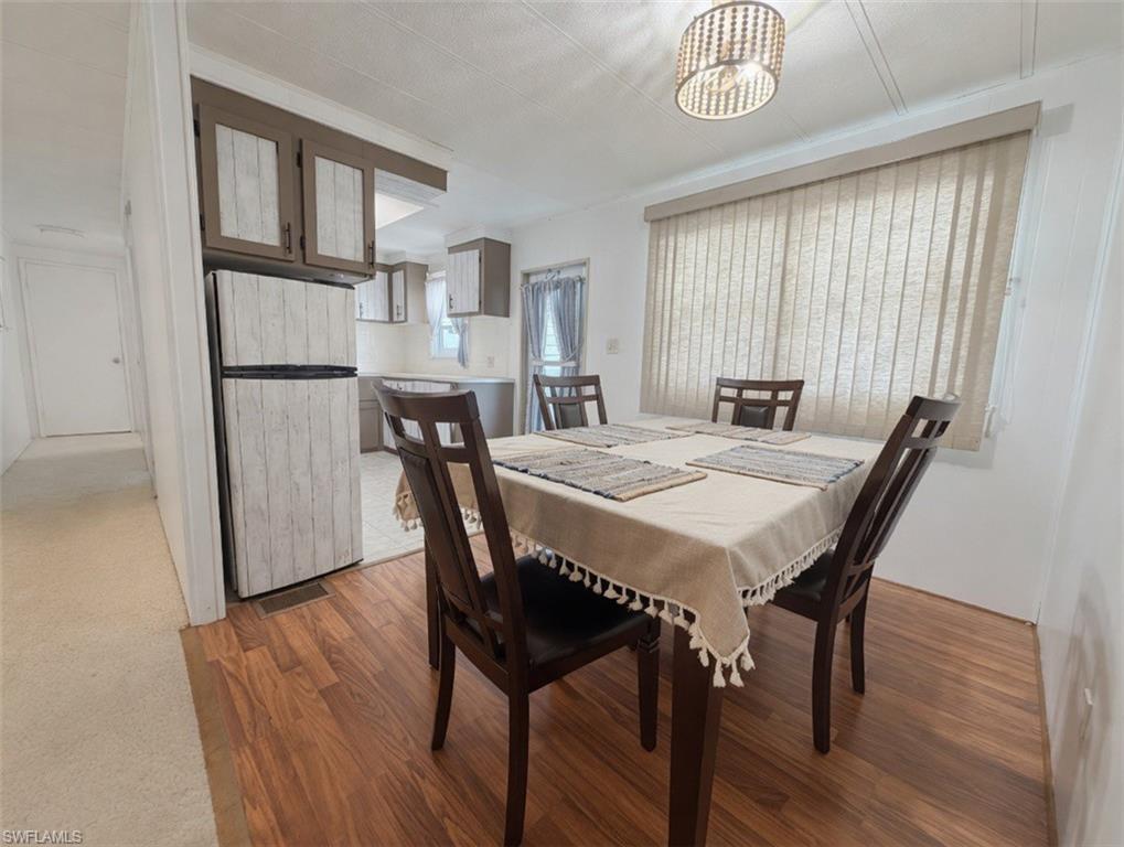 FOREST PARK MOBILE HOME - Residential