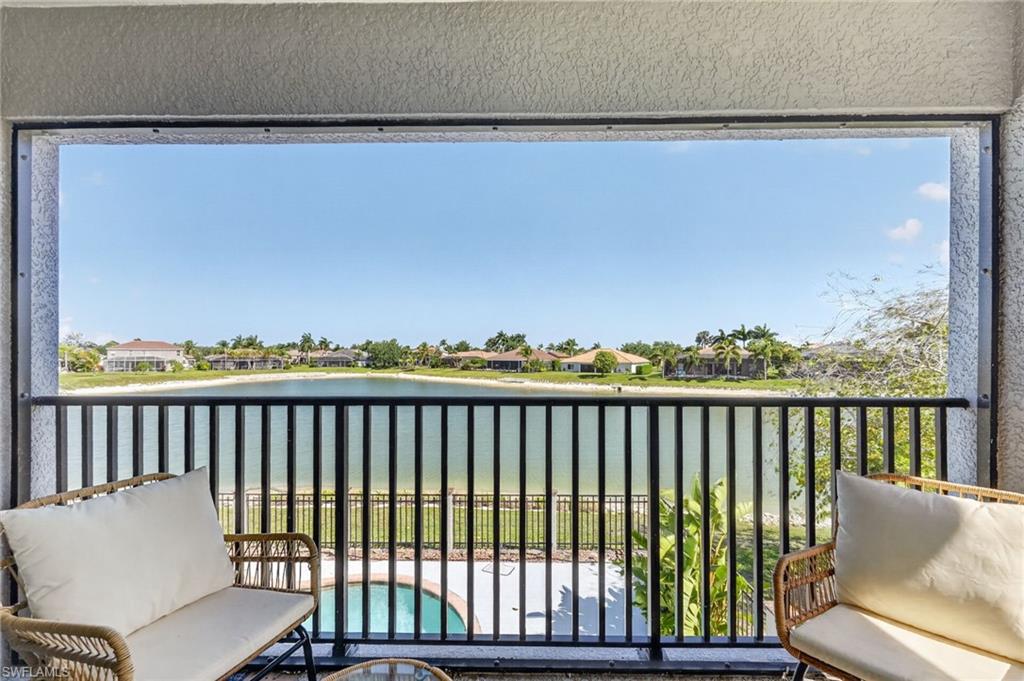 VALENCIA LAKES - Residential