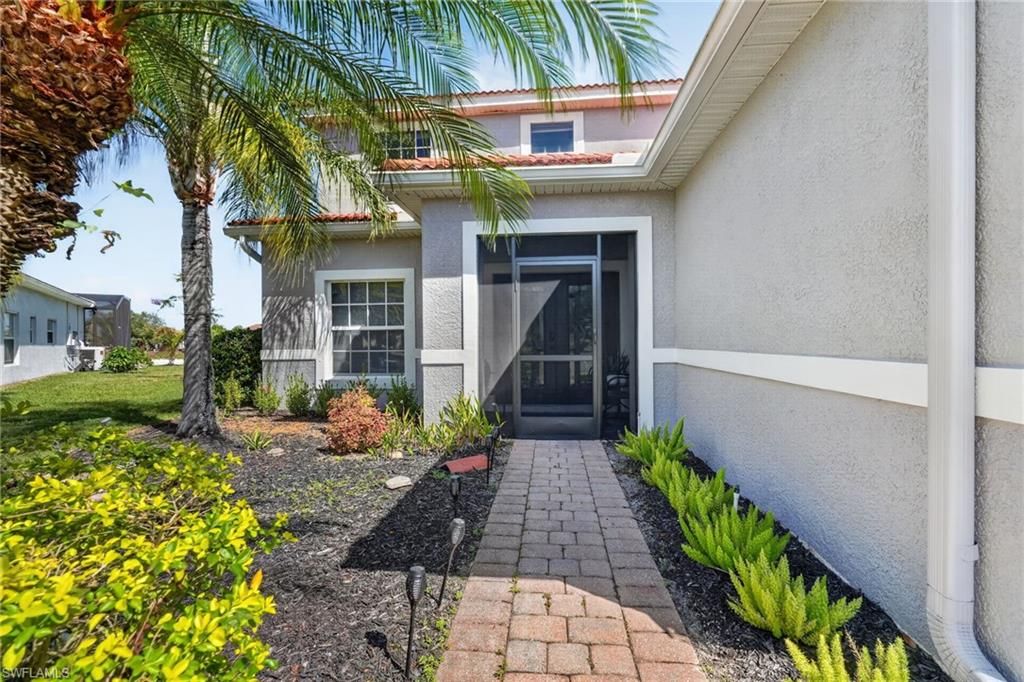 Photo of 2645 Fishtail Palm CT, NAPLES, FL 34120 (MLS # 226015861)