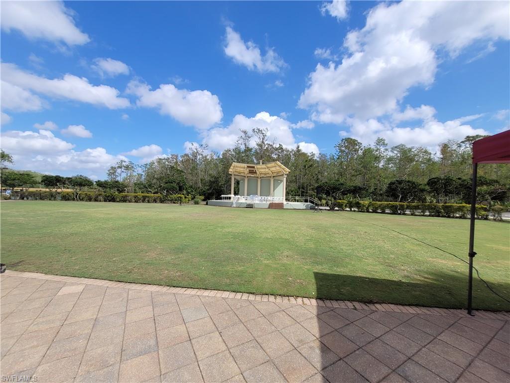 RAVENNA - Residential Lease