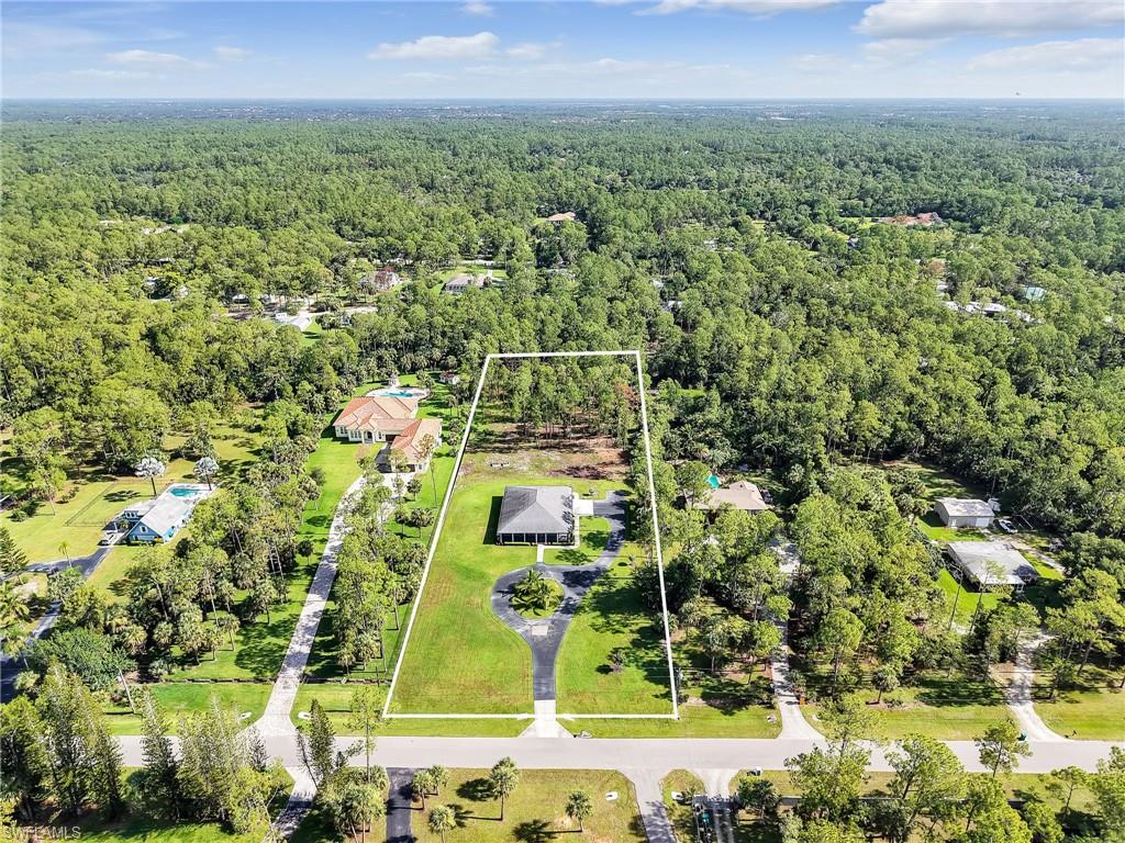 COLLIER WOODS - Residential