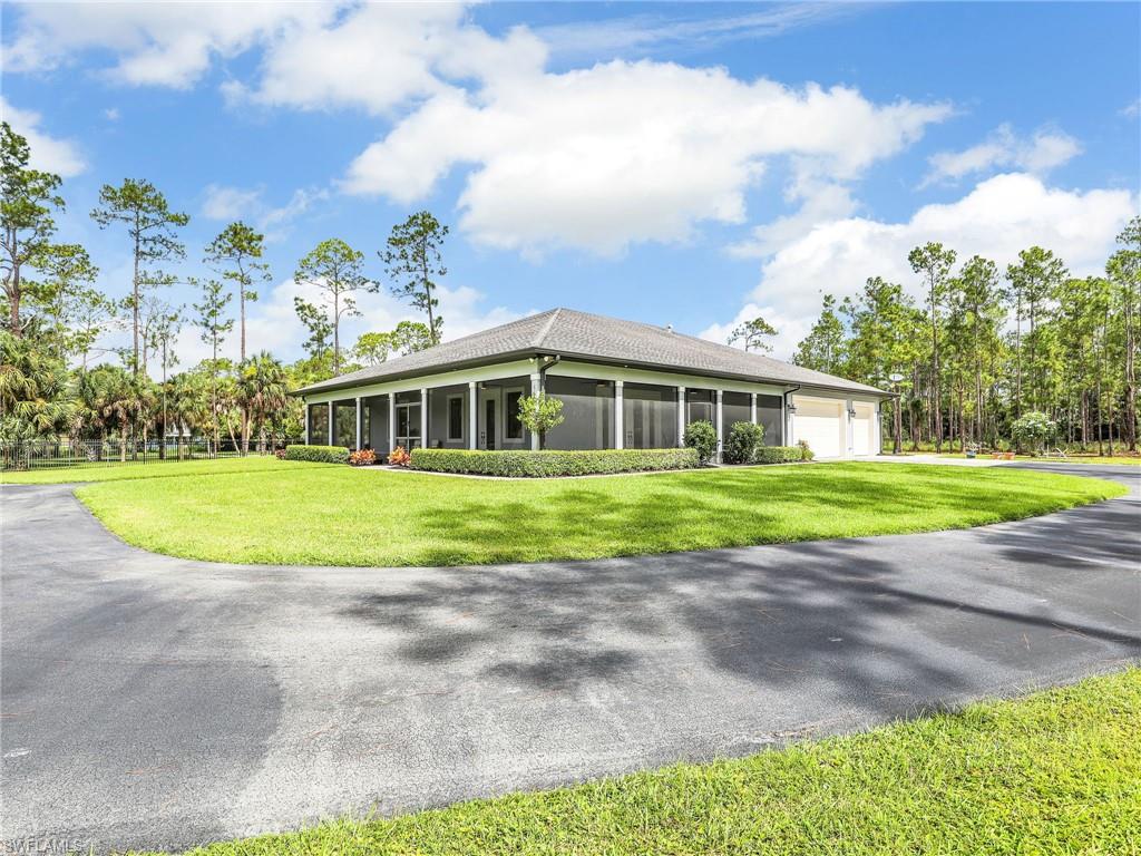 COLLIER WOODS - Residential