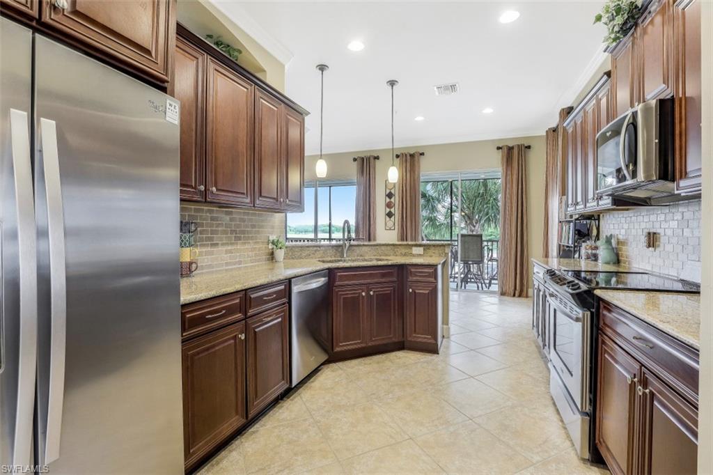 NAUTICA LANDING - Residential