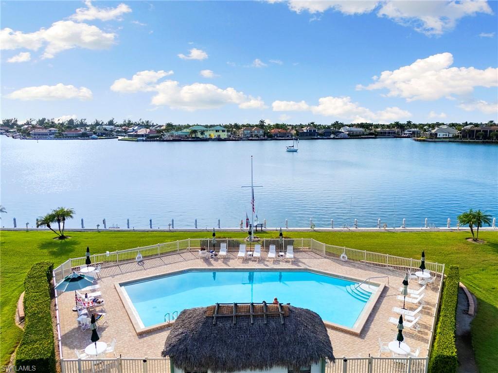 SMOKEHOUSE HARBOUR - Residential