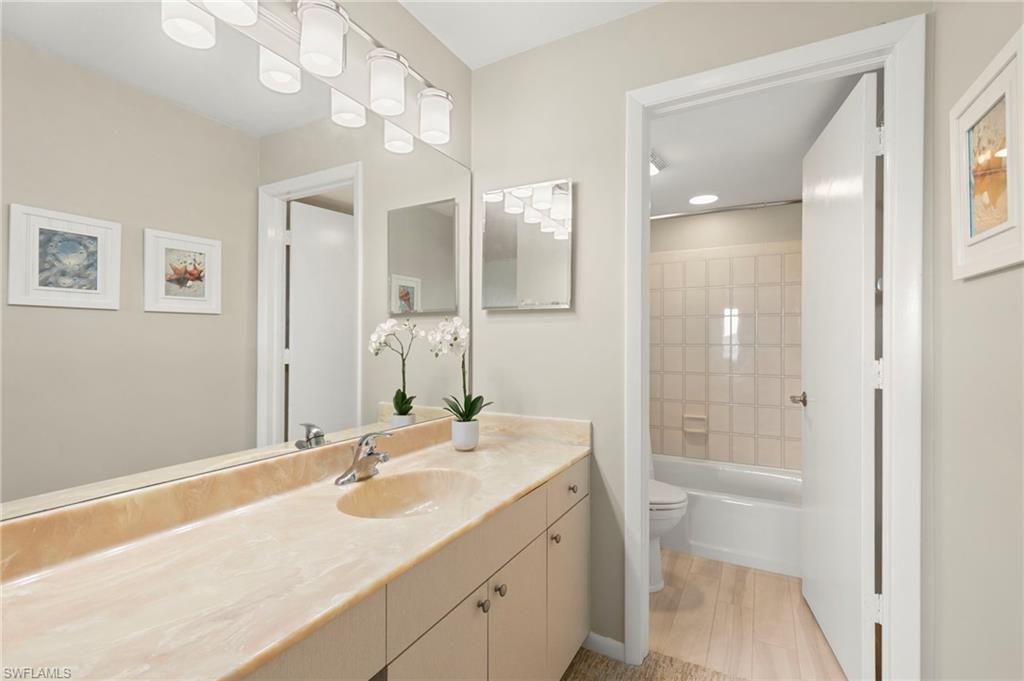 SMOKEHOUSE HARBOUR - Residential