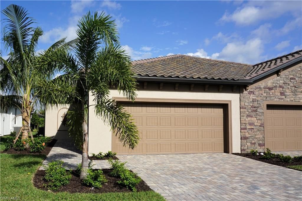 Photo of 9183 Woodhurst DR, NAPLES, FL 34120 (MLS # 226005271)