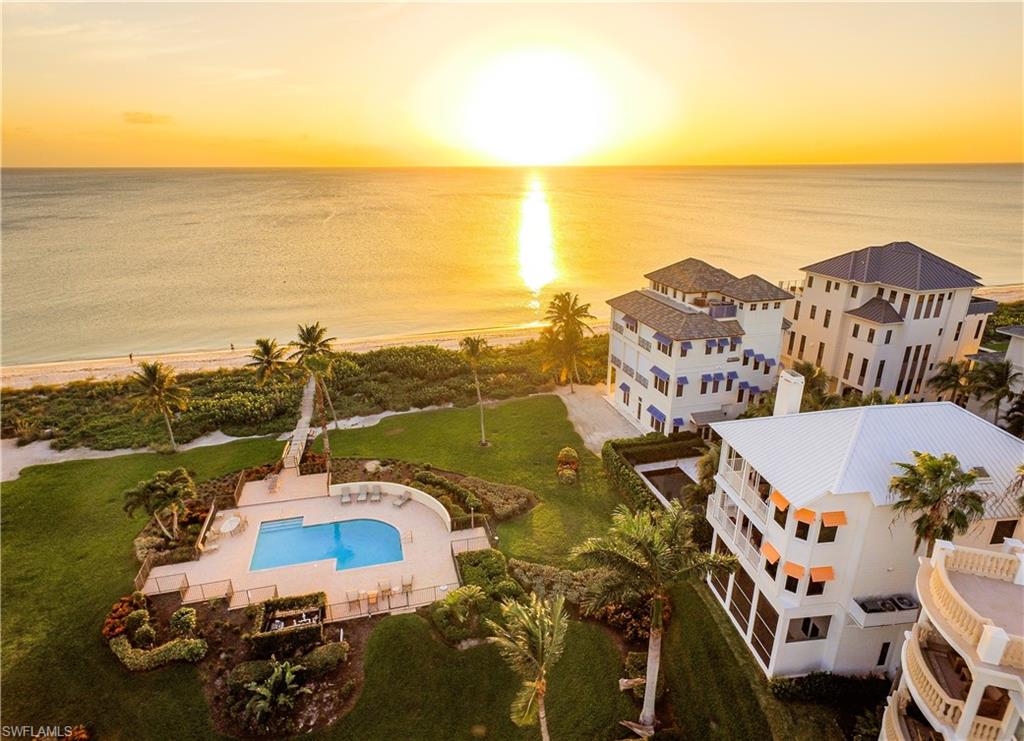 BAREFOOT BEACH - Residential