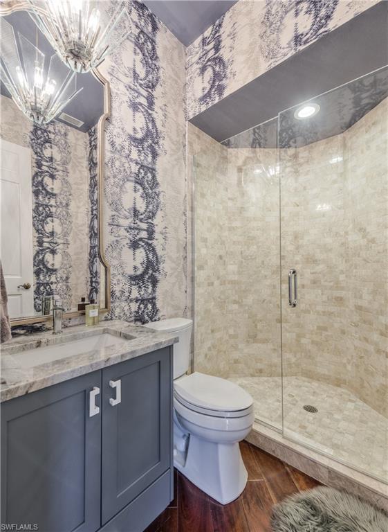 BAREFOOT BEACH - Residential