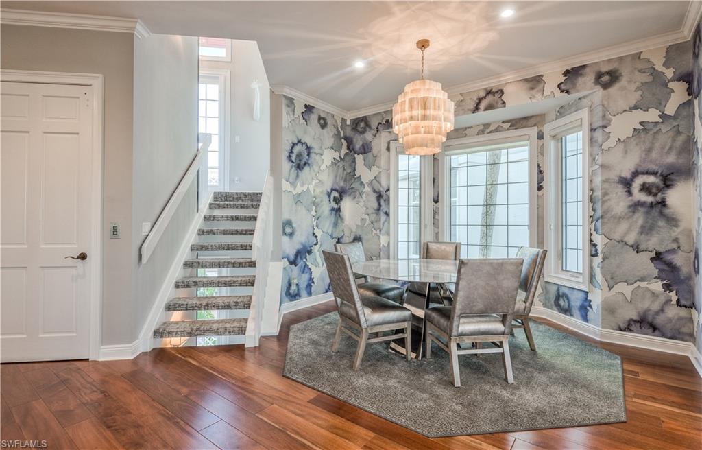 BAREFOOT BEACH - Residential