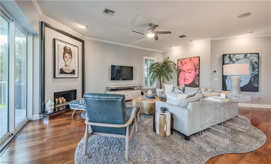 BAREFOOT BEACH - Residential