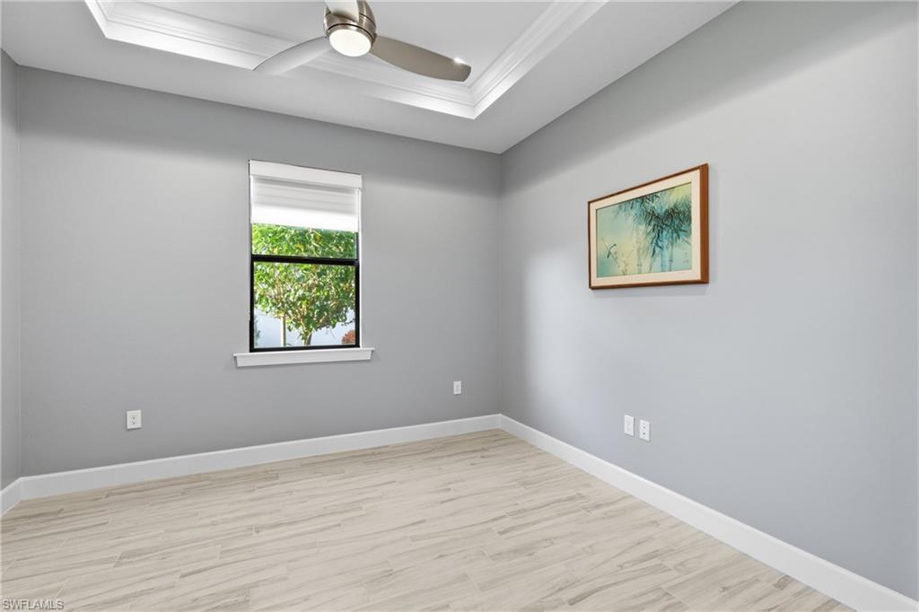 CORKSCREW SHORES - Residential