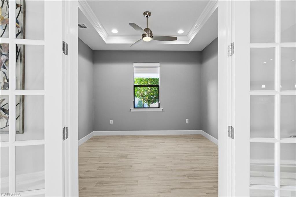 CORKSCREW SHORES - Residential