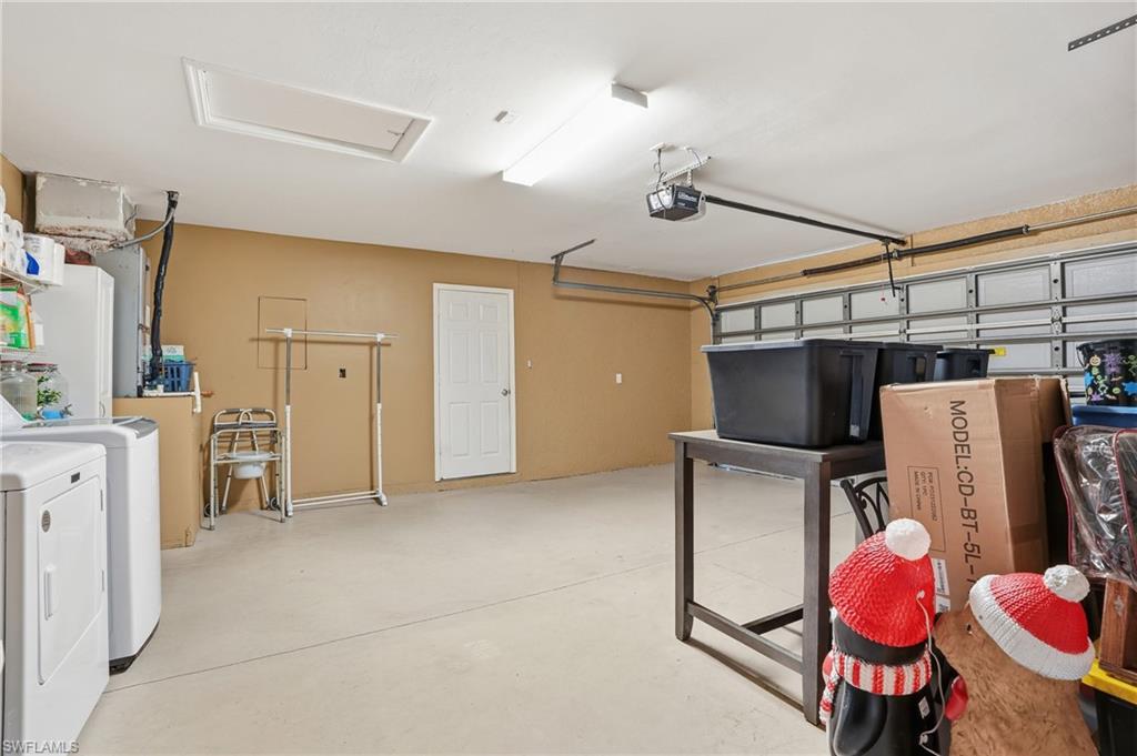 GOLDEN GATE CITY - Residential