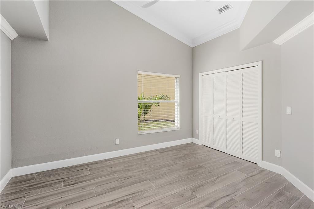 BAY CEDAR - Residential