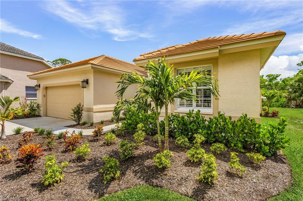 BAY CEDAR - Residential