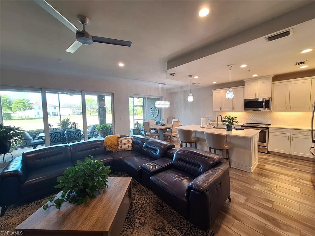 RICHMOND PARK - Residential