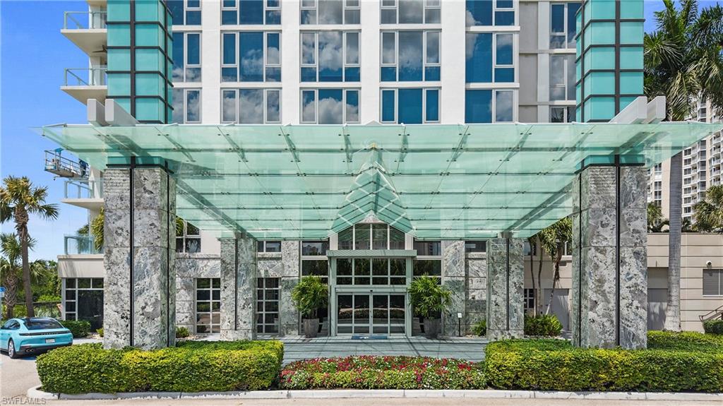 MYSTIQUE - Residential