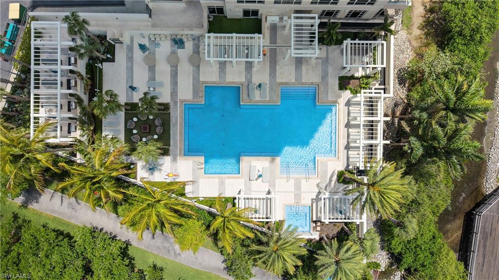 MYSTIQUE - Residential