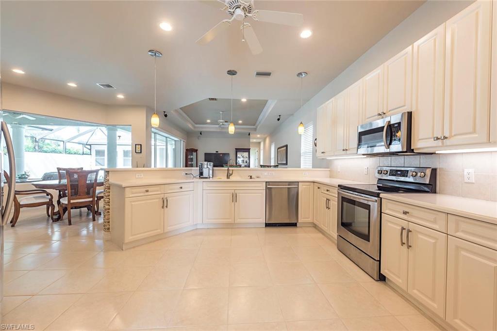 VILLA GRANDE - Residential