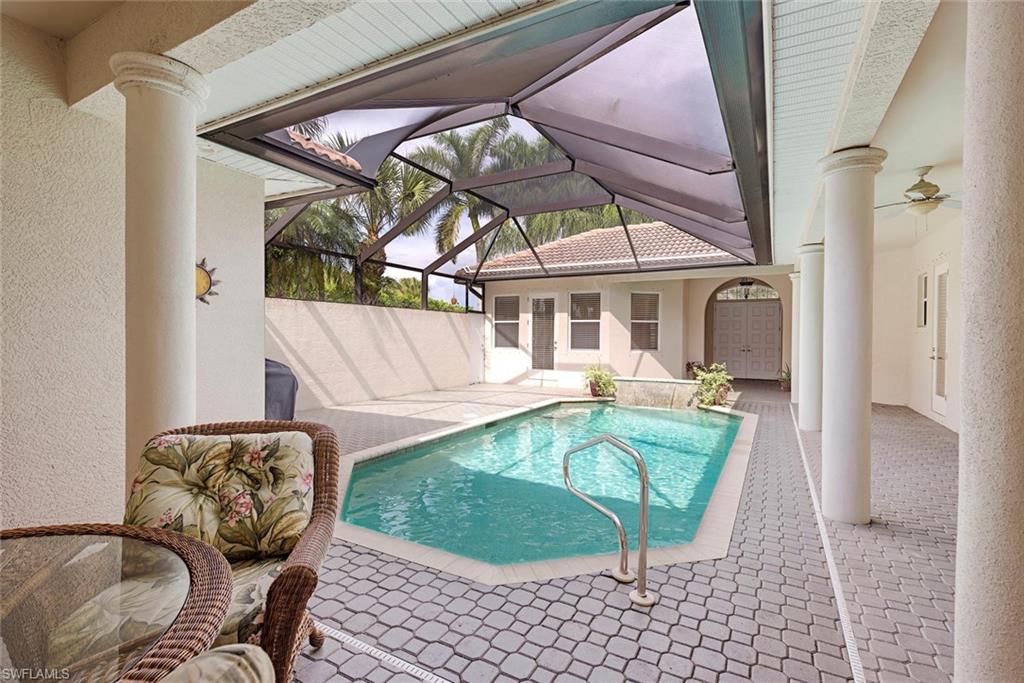 VILLA GRANDE - Residential