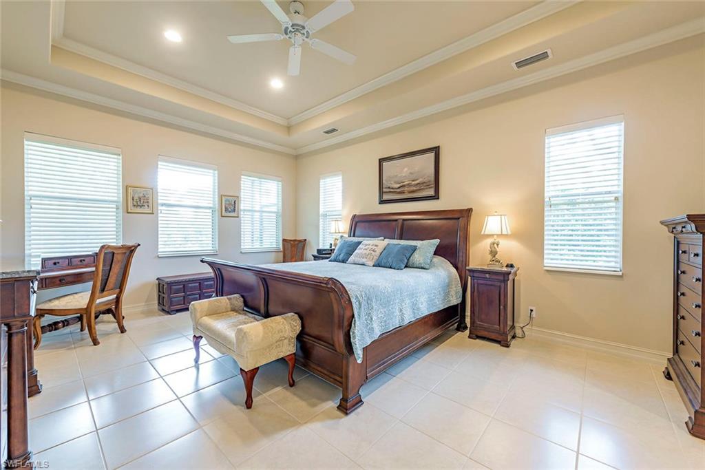 VILLA GRANDE - Residential