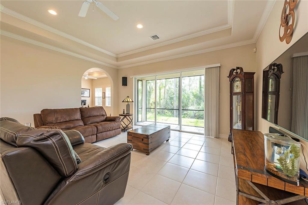 VILLA GRANDE - Residential