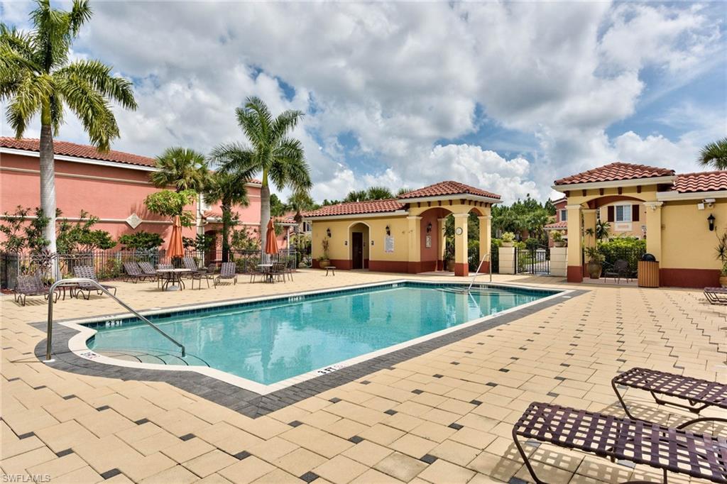 VILLAGIO - Residential Lease