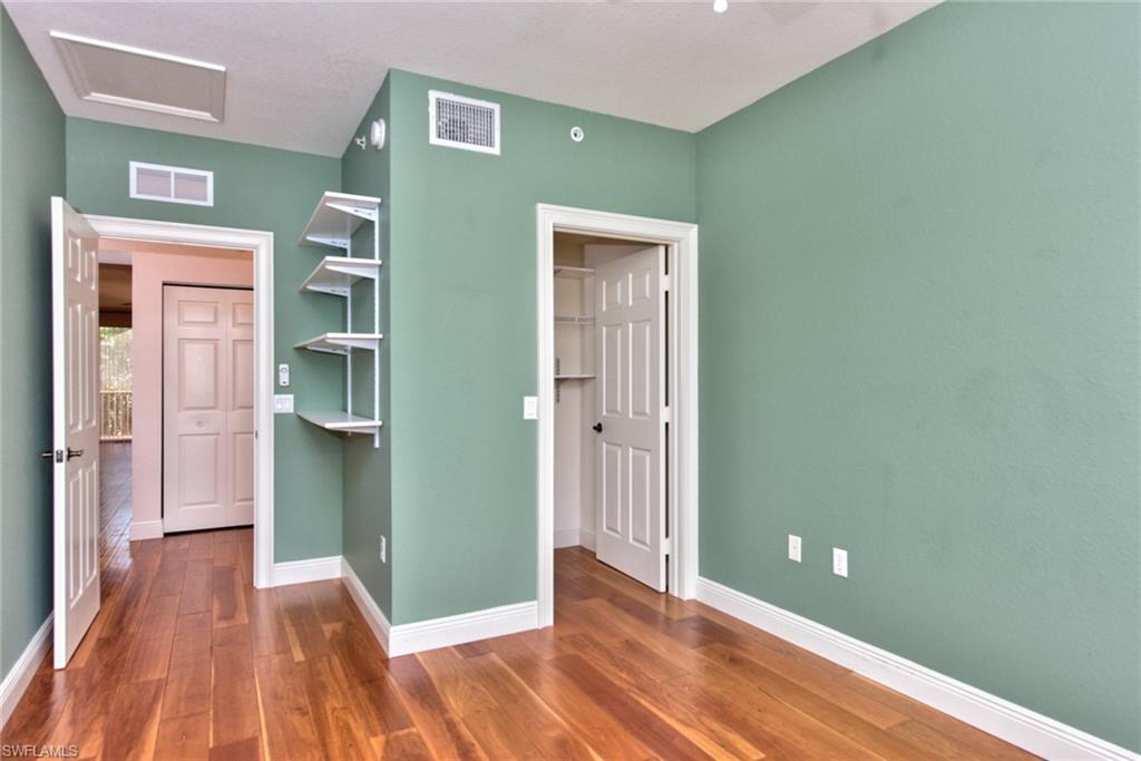 VILLAGIO - Residential Lease