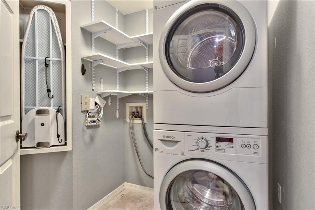 VILLAGIO - Residential Lease