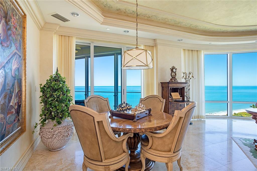 REGENT - Residential