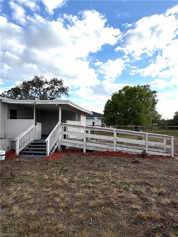 HENDRY ESTATES - Residential