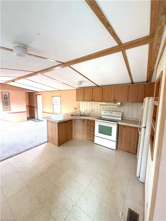 HENDRY ESTATES - Residential