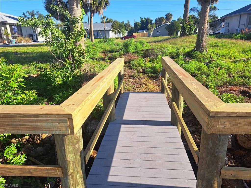 PORT CHARLOTTE - Land