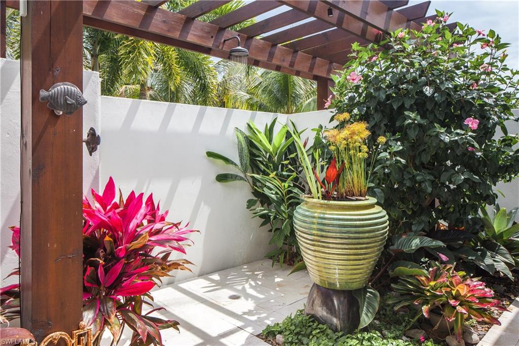 TUSCANY ISLE - Residential