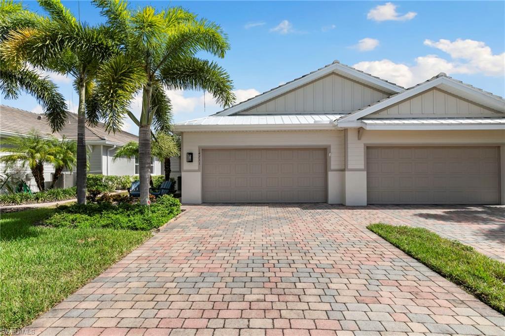 14731 Edgewater CIR