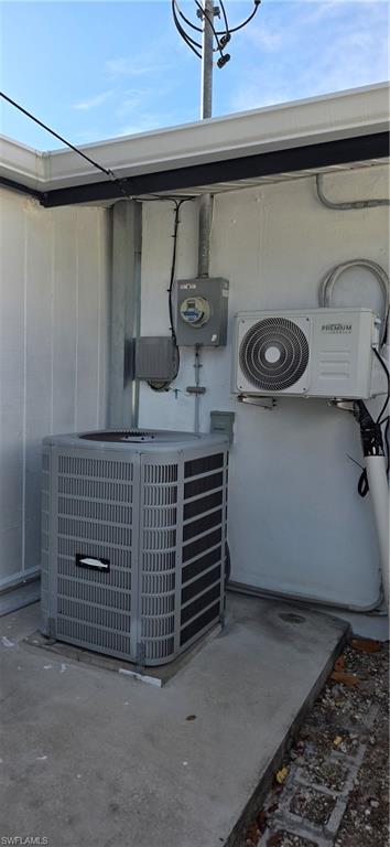 GOLDEN GATE CITY - Residential