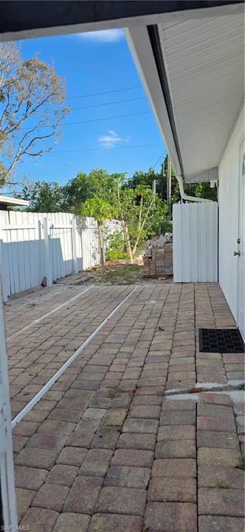 GOLDEN GATE CITY - Residential