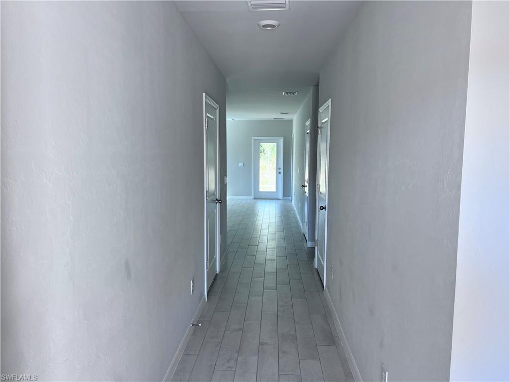 PORT LABELLE - Residential Lease