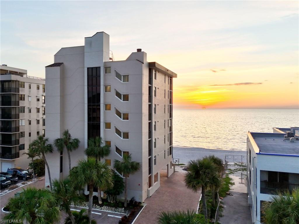 ADMIRALTY OF VANDERBILT BEACH - Residential