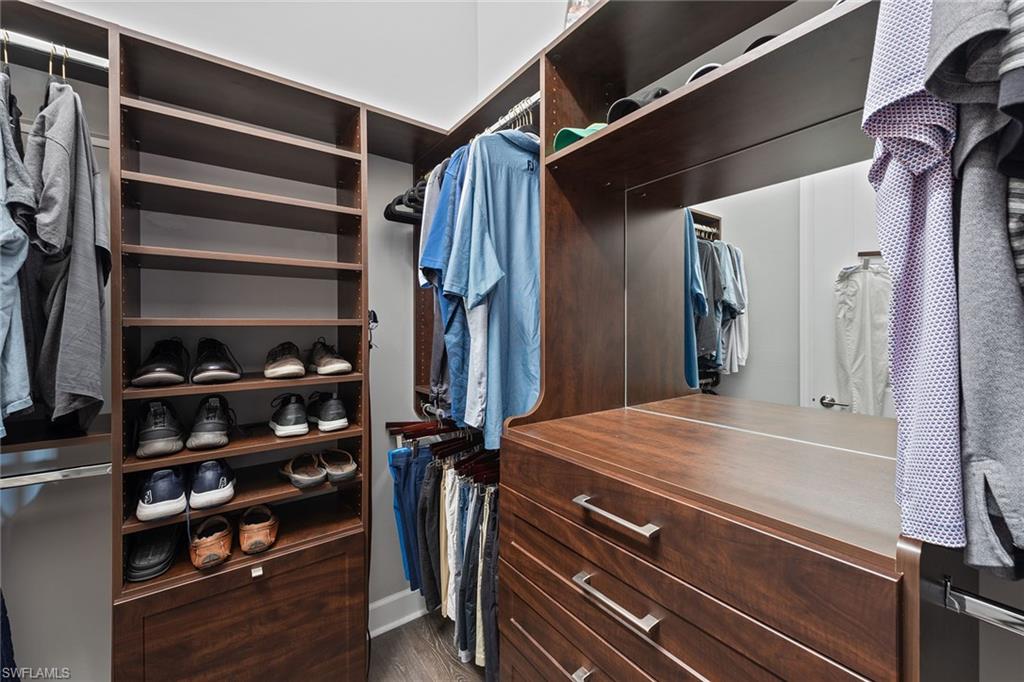 OYSTER HARBOR - Residential