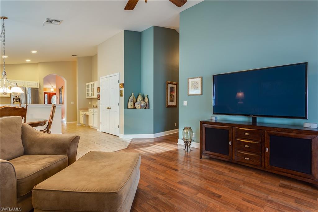 INDIGO LAKES - Residential